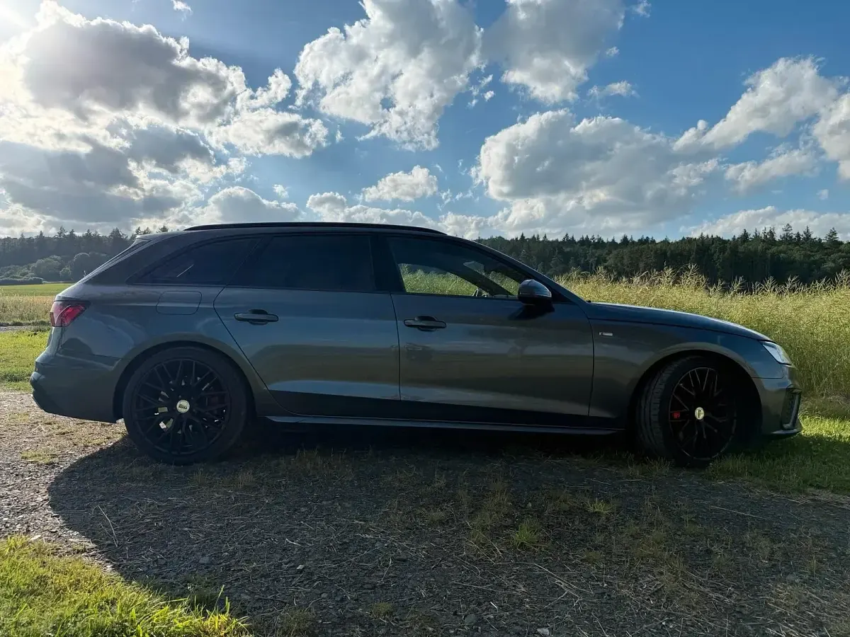 Gebraucht Audi A4 S-Line 245 PS (180 kW) 2020 Grau Kombi