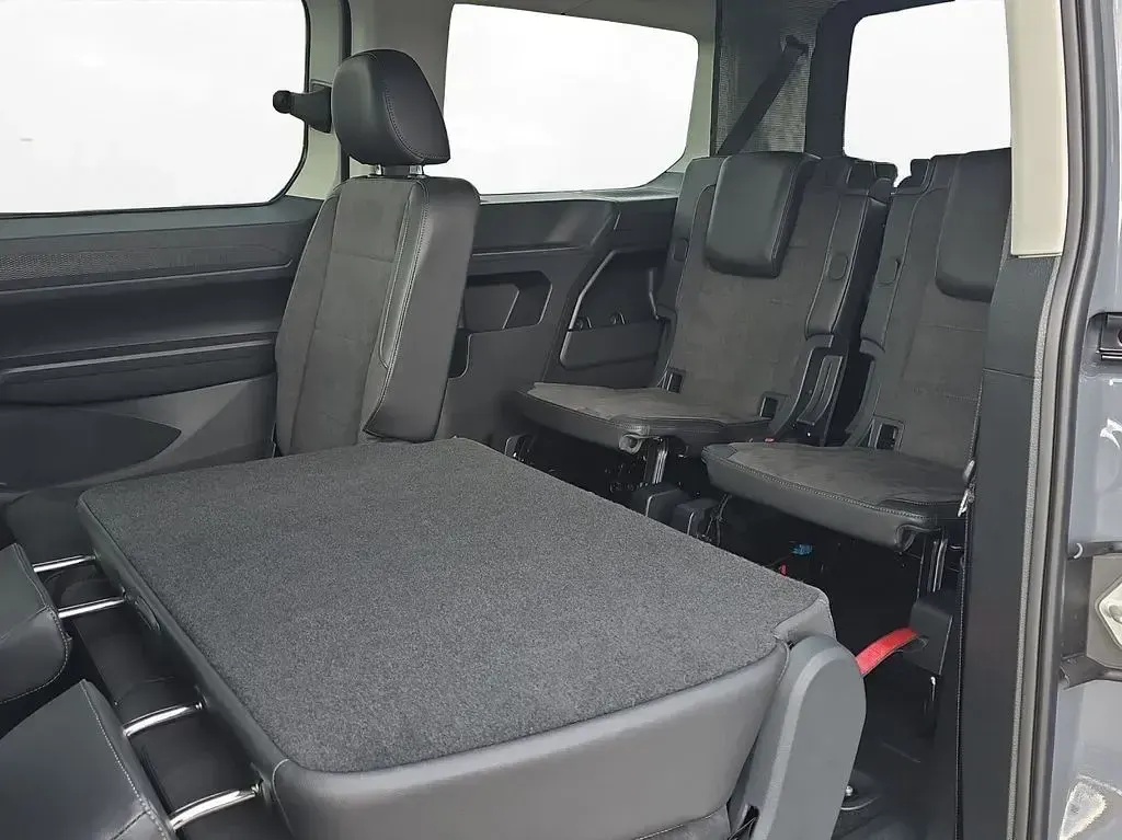 Neu VW Caddy Maxi Edition 122 PS (89 kW) 2026 Grau Van / Kleinbus