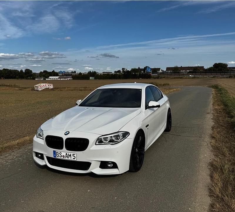 Weiß Gebraucht 2017 BMW 530 M Sport Limousine | 22.499 € (Superpreis) - Bild 1/4