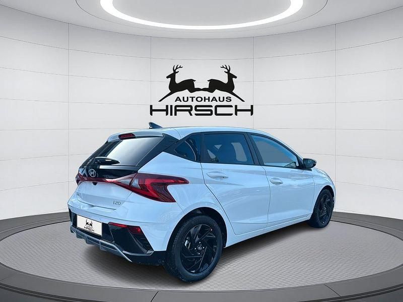 Neu Hyundai i20 Blackline 90 PS (66 kW) 2026 Weiß Kleinwagen