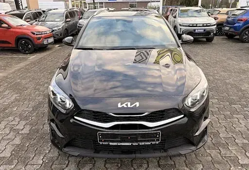Neu Kia Ceed Sportswagon 100 PS (73 kW) 2025 Schwarz Kombi