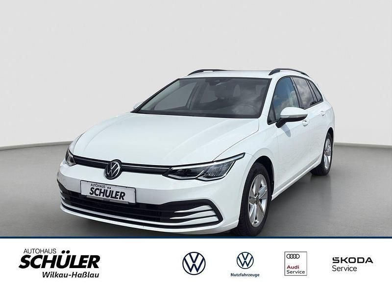 Weiß (pure white) Gebraucht 2021 VW Golf VIII Life Kombi | 19.745 € (Fairer Preis) - Bild 1/4