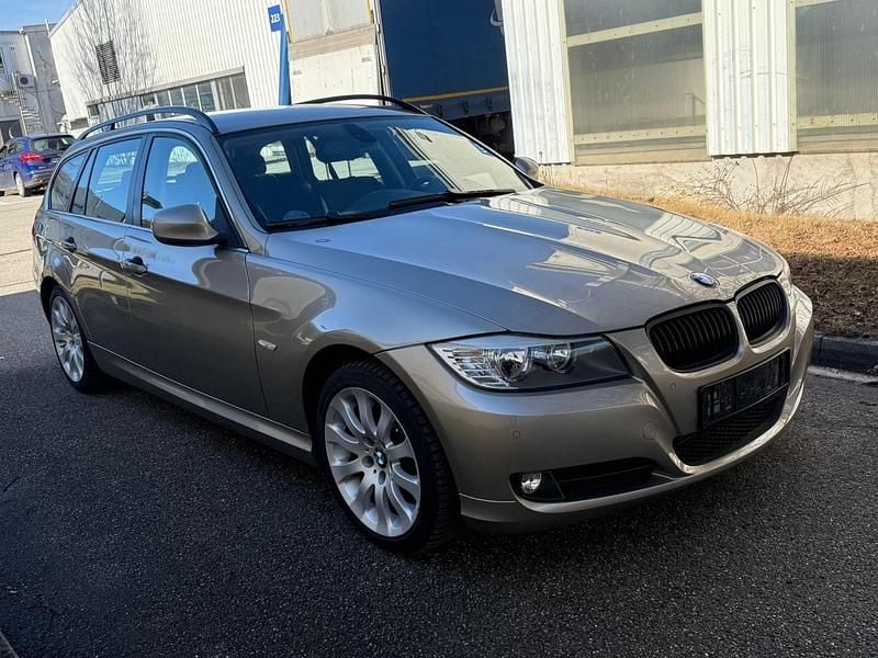 Gebraucht BMW 325 197 PS (144 kW) 2008 Braun Kombi