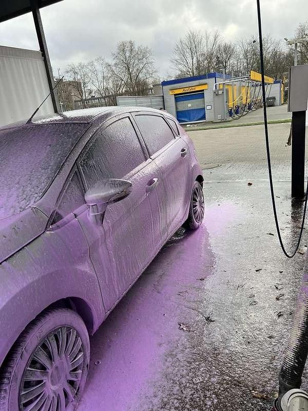 Gebraucht Ford Fiesta Trend 60 PS (44 kW) 2011 Kleinwagen