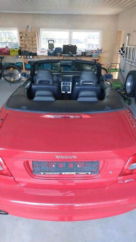 Gebraucht Volvo C70 240 PS (176 kW) 2001 Rot Cabrio