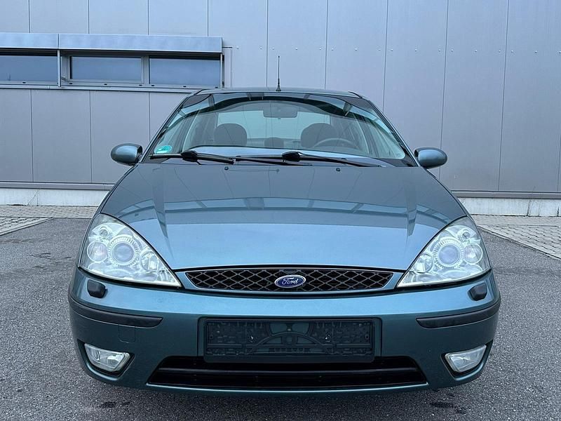 Gebraucht Ford Focus Ghia 116 PS (85 kW) 2004 Limousine