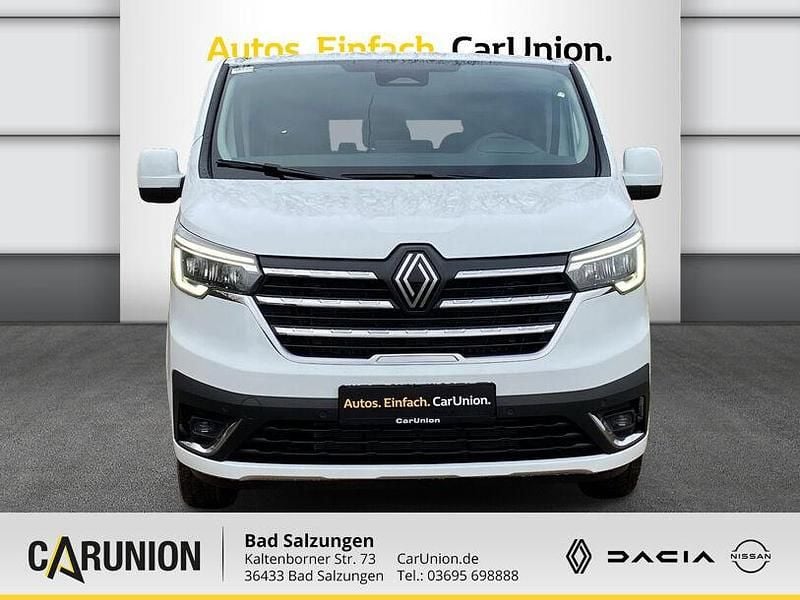 Second-hand Renault Trafic Evolution 150 CP (110 kW) 2024 Alb Monovolum
