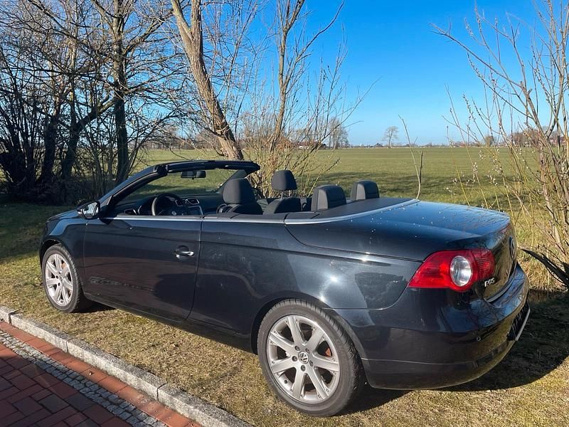 Gebraucht VW Eos 122 PS (89 kW) 2009 Schwarz Cabrio