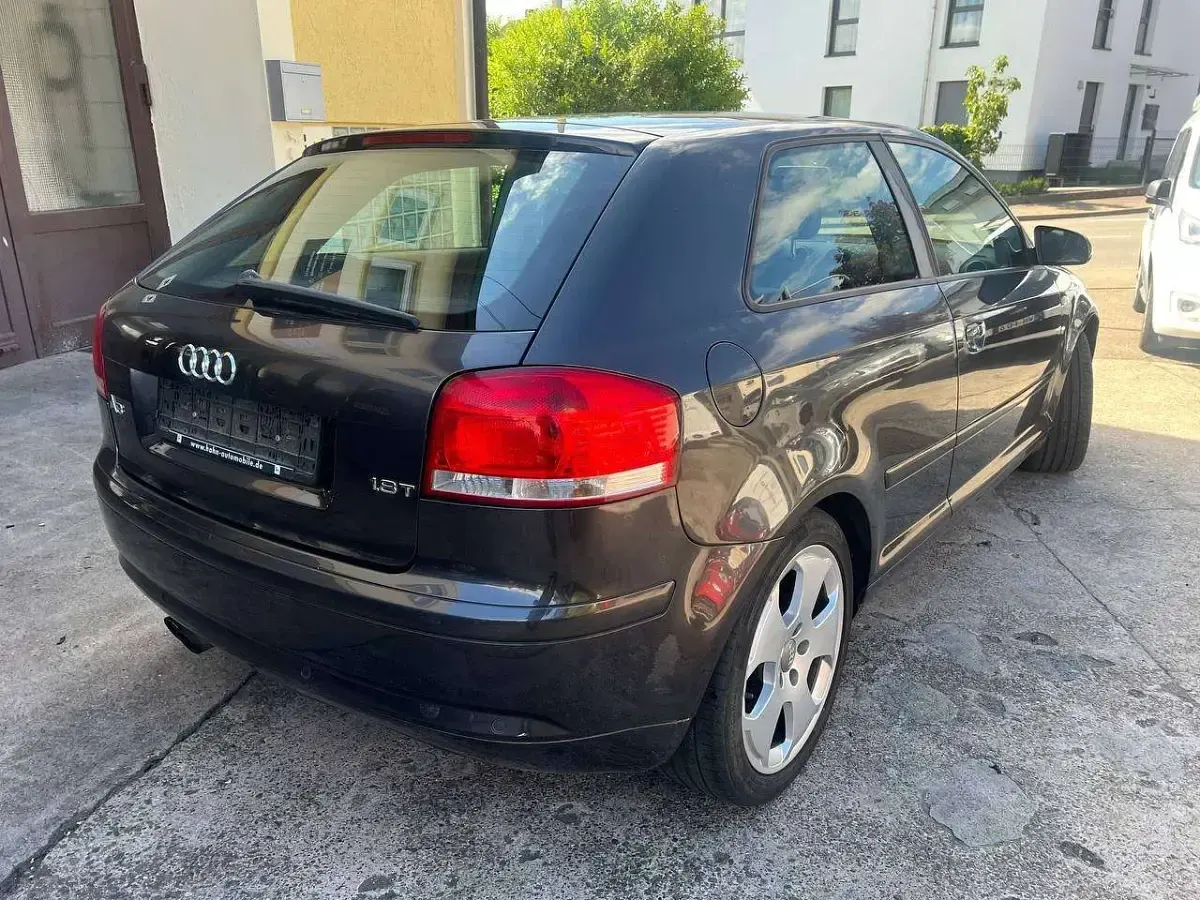 Gebraucht Audi A3 160 PS (117 kW) 2007 Lavagrau perleffekt Kleinwagen