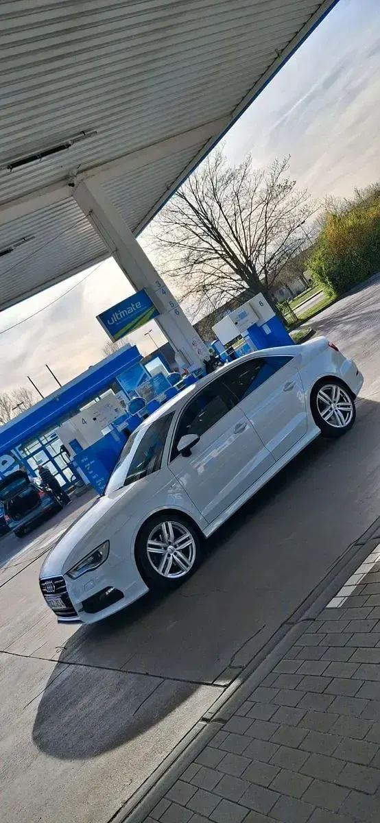 Gebraucht Audi A3 S-Line 150 PS (110 kW) 2014 Weiß Limousine