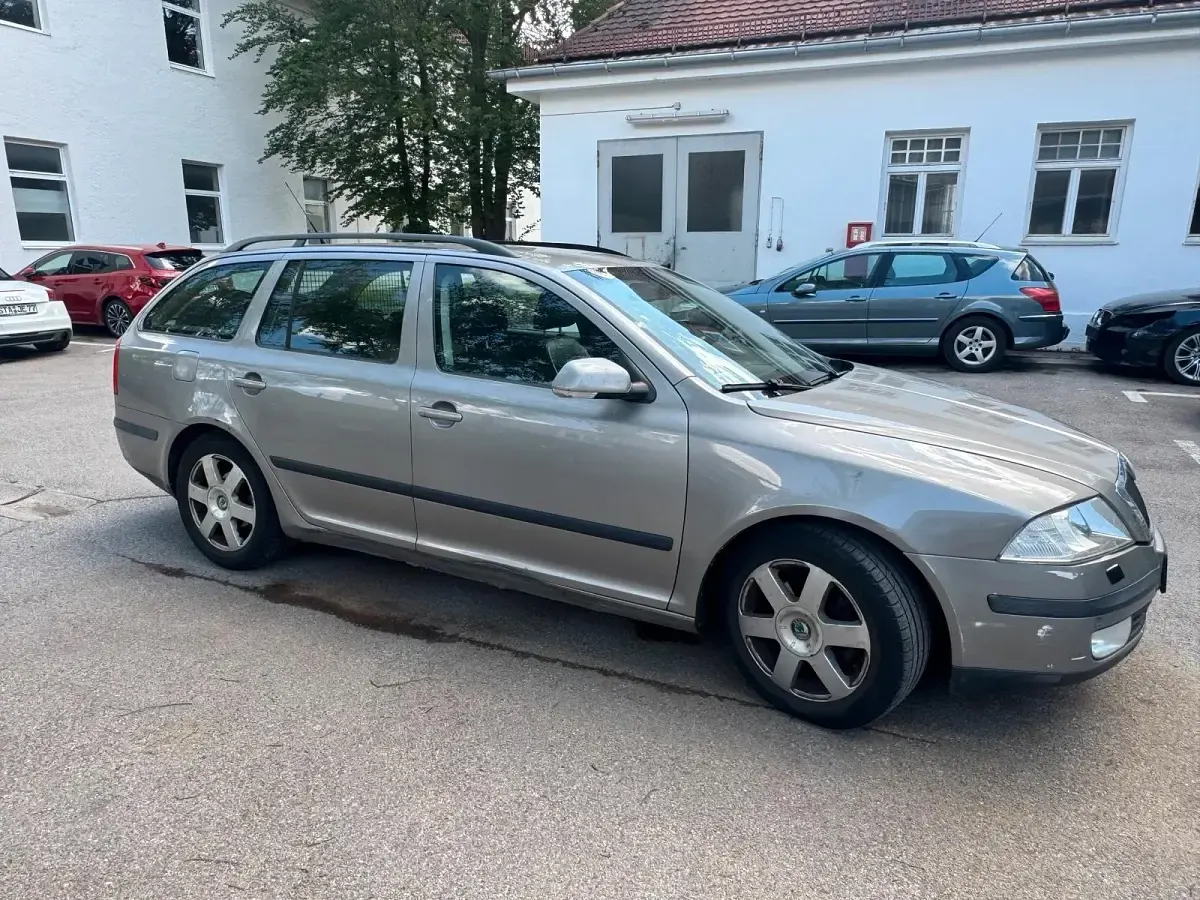Używany Skoda Octavia 140 KM (102 kW) 2007 Beżowy Kombi