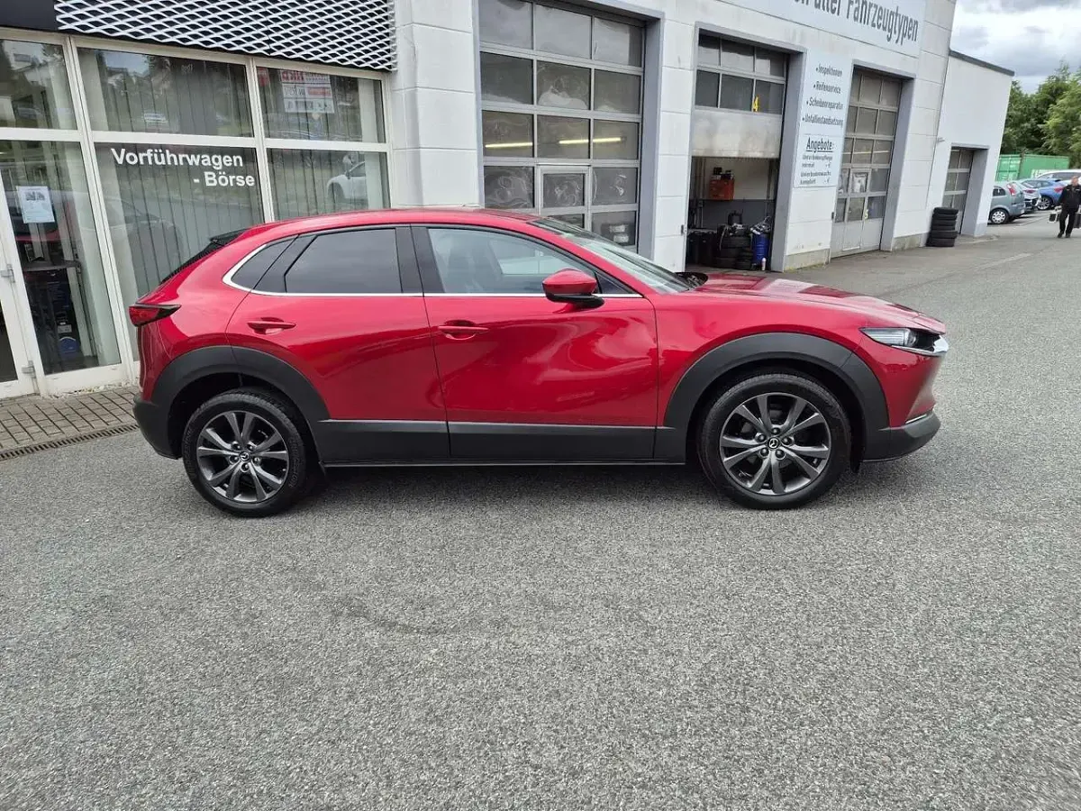 Gebraucht Mazda CX-30 Selection 179 PS (131 kW) 2022 Soul red crystal m SUV