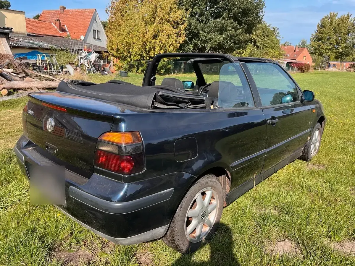 Gebraucht VW Golf 101 PS (74 kW) 1999 Blau Cabrio