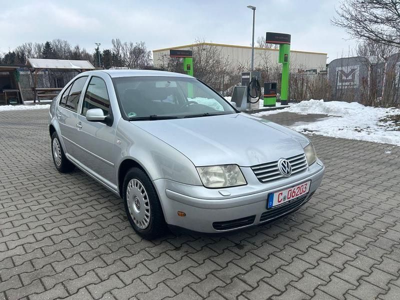 Gebraucht VW Bora 101 PS (74 kW) 2003 Silber Limousine