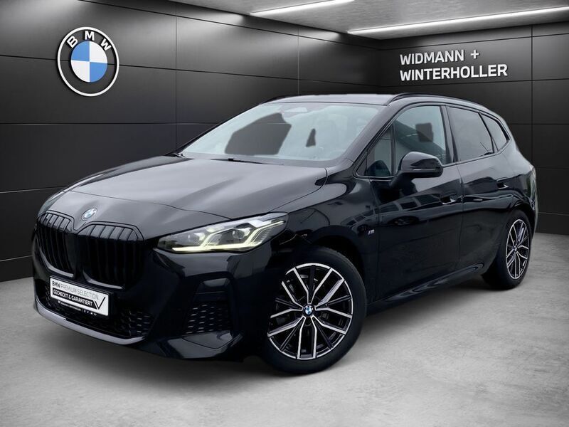Schwarz Gebraucht 2022 BMW 220 Active Tourer M Sport Van / Kleinbus | 29.580 € (Fairer Preis) - Bild 1/3