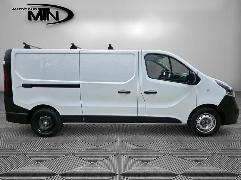 Gebraucht Opel Vivaro 95 PS (69 kW) 2018 Weiß Van / Kleinbus