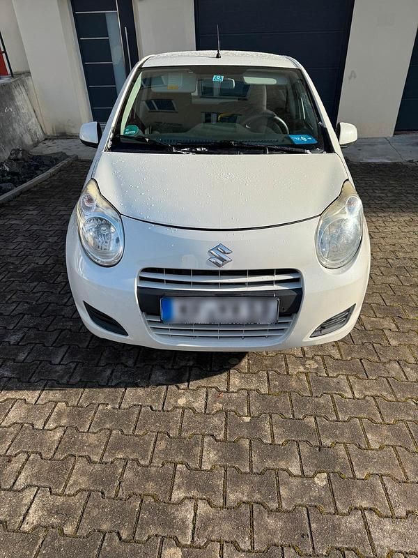 Gebraucht Suzuki Alto 68 PS (50 kW) 2011 Weiß Kleinwagen