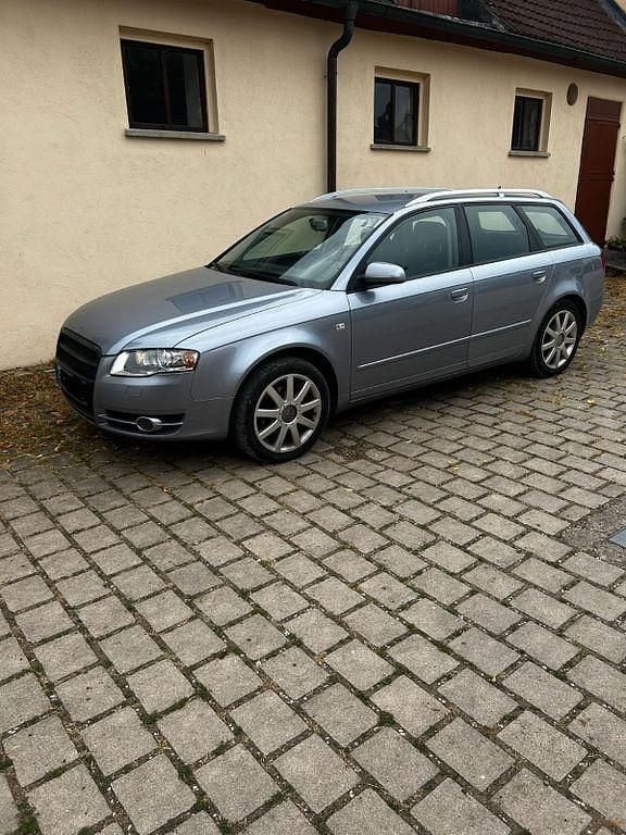 Silber Gebraucht 2005 Audi A4 Kombi | 2.350 € (Fairer Preis) - Bild 1/4