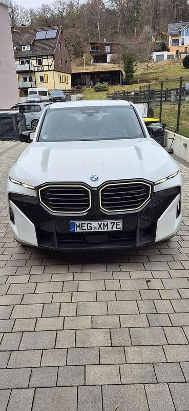 Gebraucht BMW XM 489 PS (359 kW) 2024 Weiß SUV