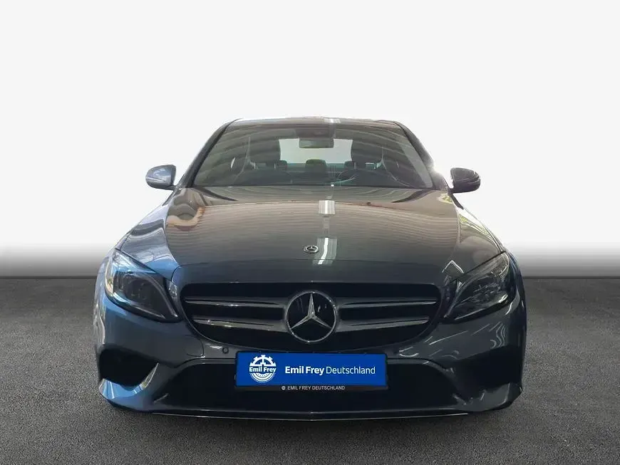 Gebraucht Mercedes C180 Avantgarde 156 PS (114 kW) 2019 Grau Limousine