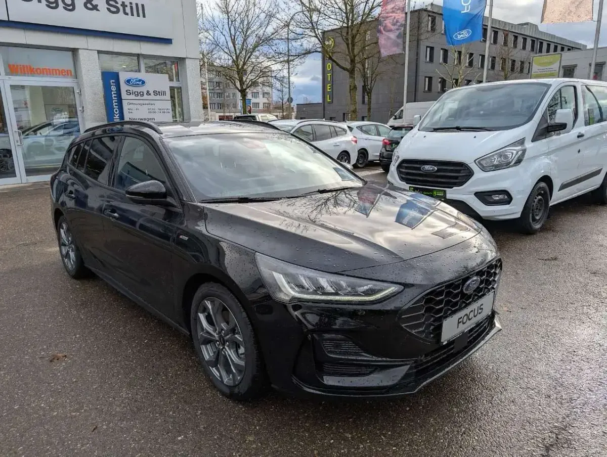 Neu Ford Focus ST-Line X 116 PS (85 kW) 2026 Agate black Kombi