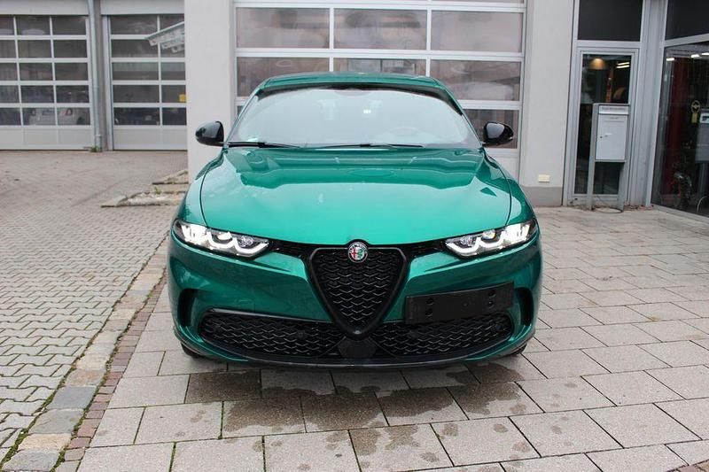 Grün Gebraucht 2023 Alfa Romeo Tonale Edizione Speciale SUV | 25.900 € (Guter Preis) - Bild 1/4