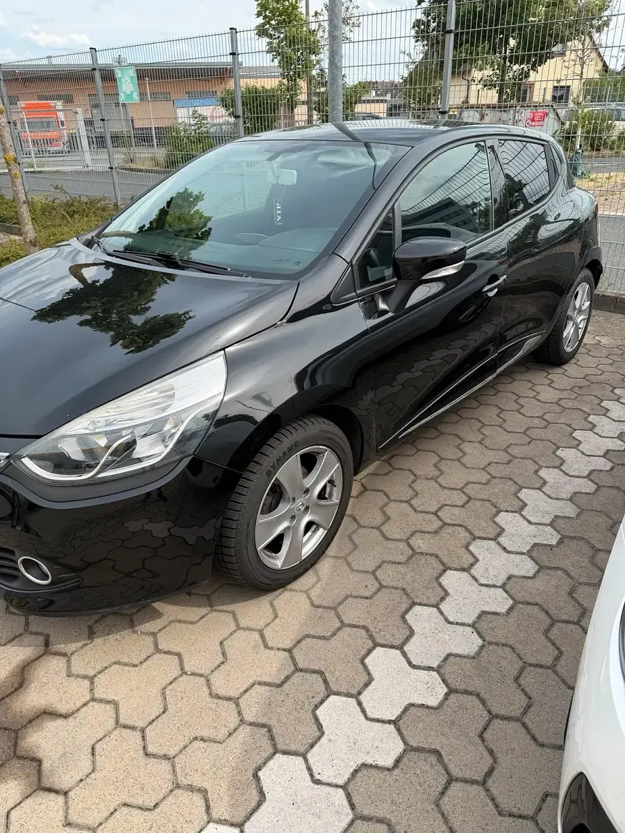 Gebraucht Renault Clio IV 90 PS (66 kW) 2014 Schwarz Kleinwagen