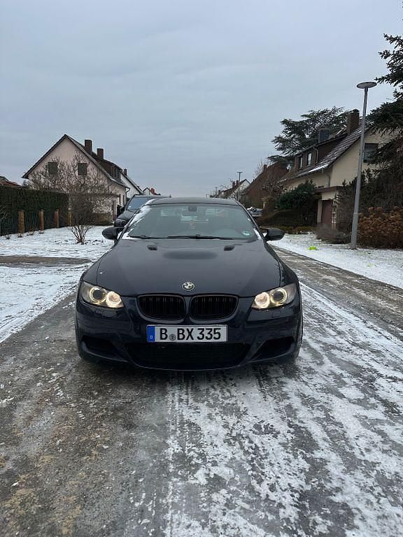 Blau Gebraucht 2007 BMW 335 M Performance Coupé | 15.990 € (Fairer Preis) - Bild 1/4