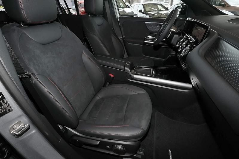 Gebraucht Mercedes EQA250+ AMG 139 kW (190 PS) 2025 Metalliclack hightechsilber SUV