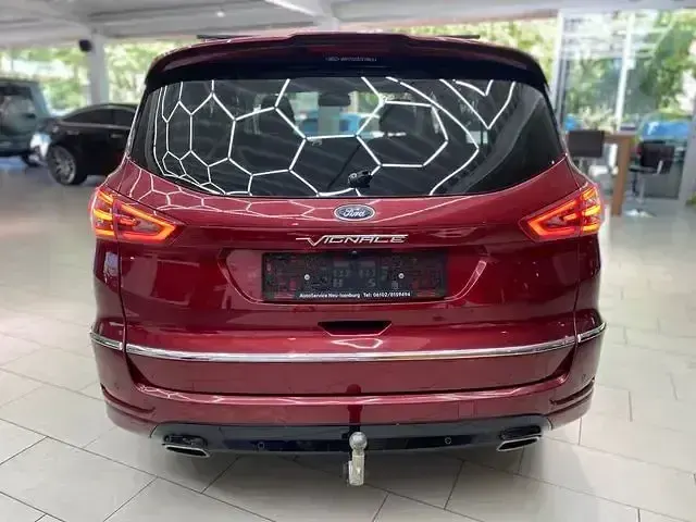 Gebraucht Ford S-MAX Vignale 180 PS (132 kW) 2018 Rubyrot (metallic) Van / Kleinbus