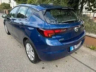 Gebraucht Opel Astra 110 PS (80 kW) 2020 Blau Limousine