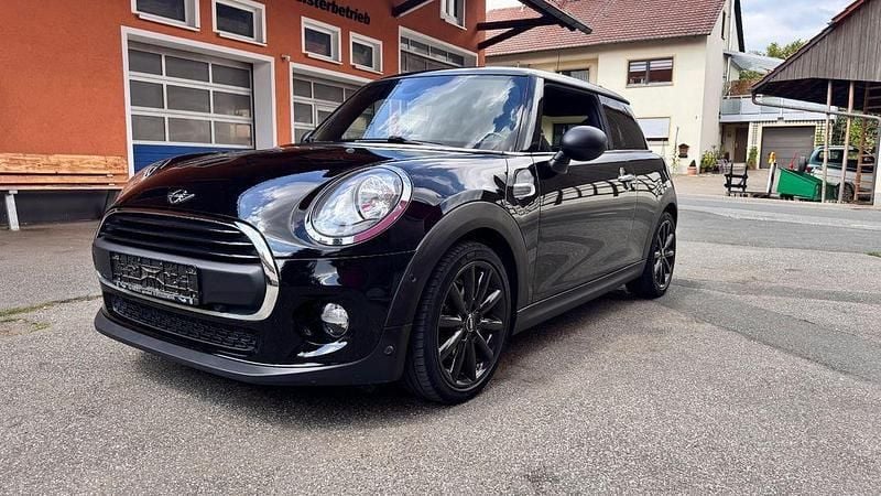 Schwarz Gebraucht 2018 Mini ONE Kleinwagen | 9.390 € (Guter Preis) - Bild 1/4