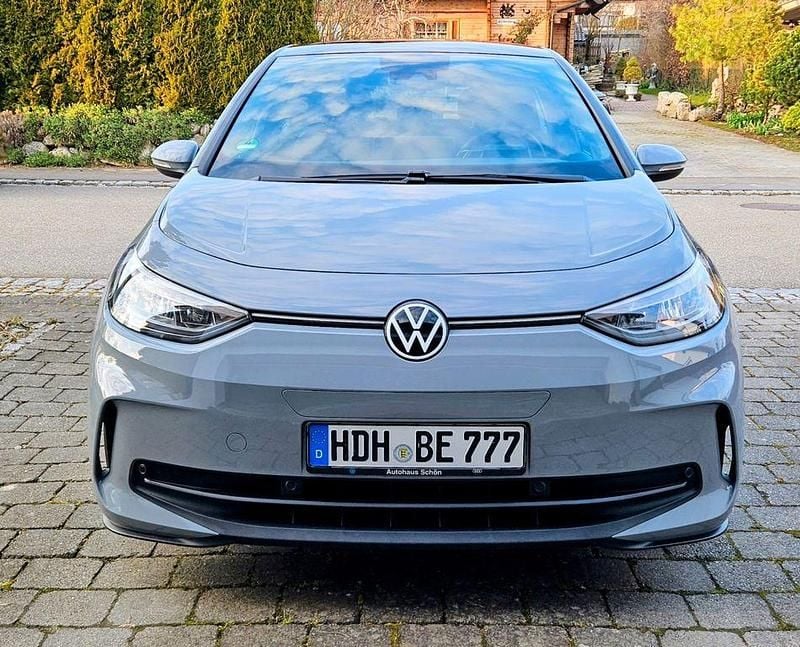 Gebraucht VW ID.3 Pro 150 kW (204 PS) 2023 Grau Kleinwagen