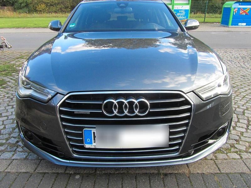 Grau Gebraucht 2016 Audi A6 Kombi | 17.200 € (Fairer Preis) - Bild 1/4