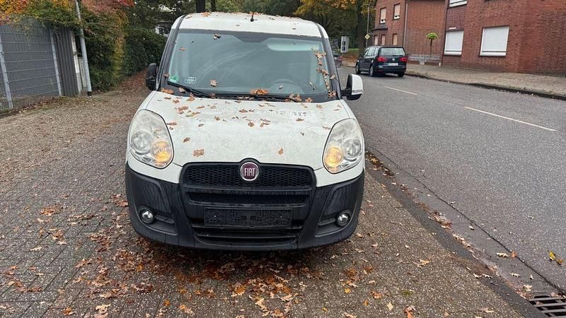 Gebraucht Fiat Doblò 90 PS (66 kW) 2019 Weiß Van / Kleinbus