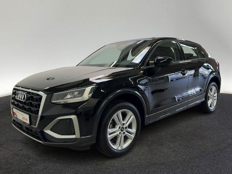 Gebraucht Audi Q2 Advanced Plus 110 PS (80 kW) 2023 Brillantschwarz SUV