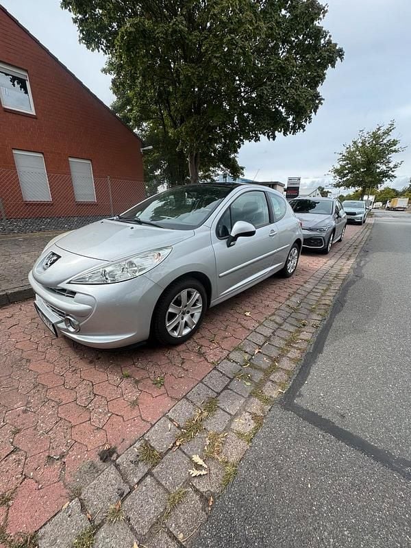 Silber Gebraucht 2007 Peugeot 207 Sport Kleinwagen | 2.600 € (Guter Preis) - Bild 1/4