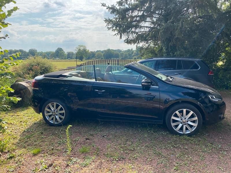 Gebraucht VW Golf Cabriolet 105 PS (77 kW) 2012 Schwarz Cabrio
