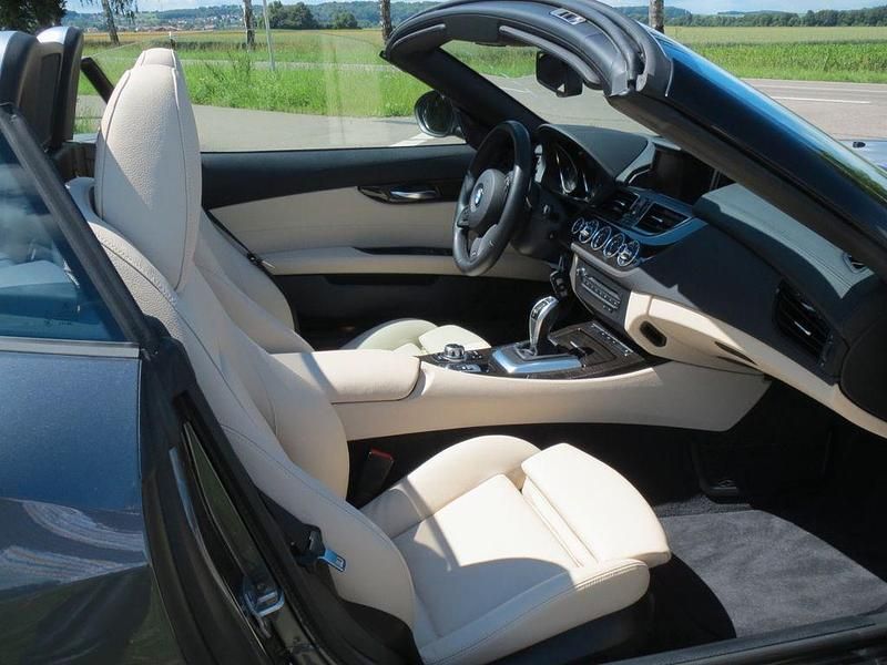 Gebraucht BMW Z4 Performance 306 PS (225 kW) 2015 Grau Cabrio