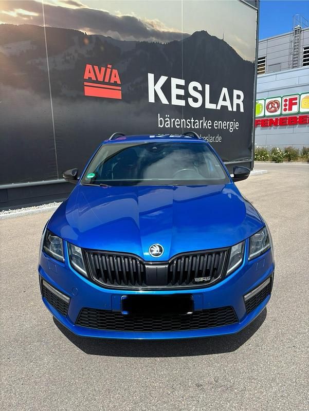Blau Gebraucht 2019 Skoda Octavia RS Kombi | 15.990 € (Guter Preis) - Bild 1/4