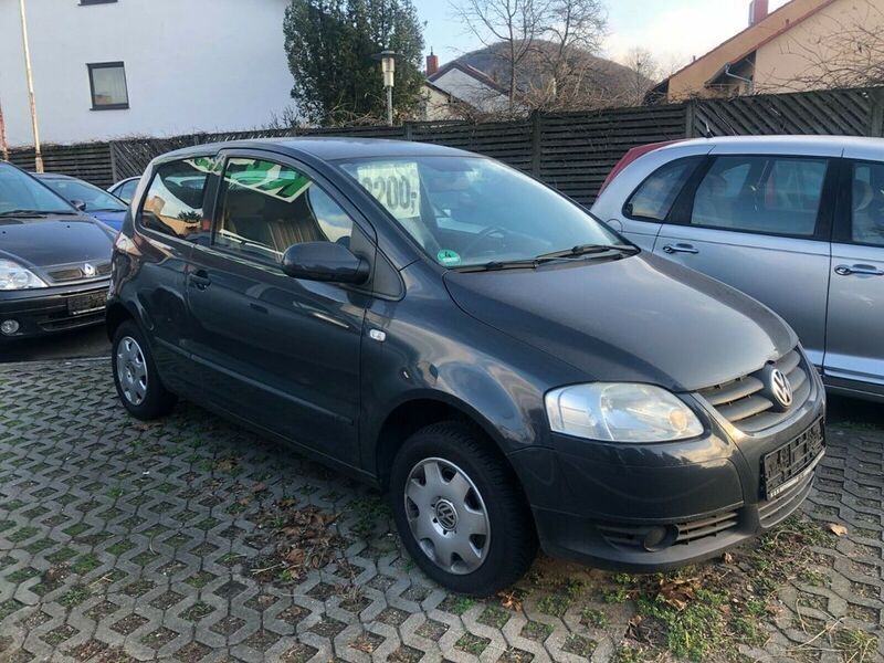 Second-hand VW Fox 54 CP (39 kW) 2006 Gri Hatchback