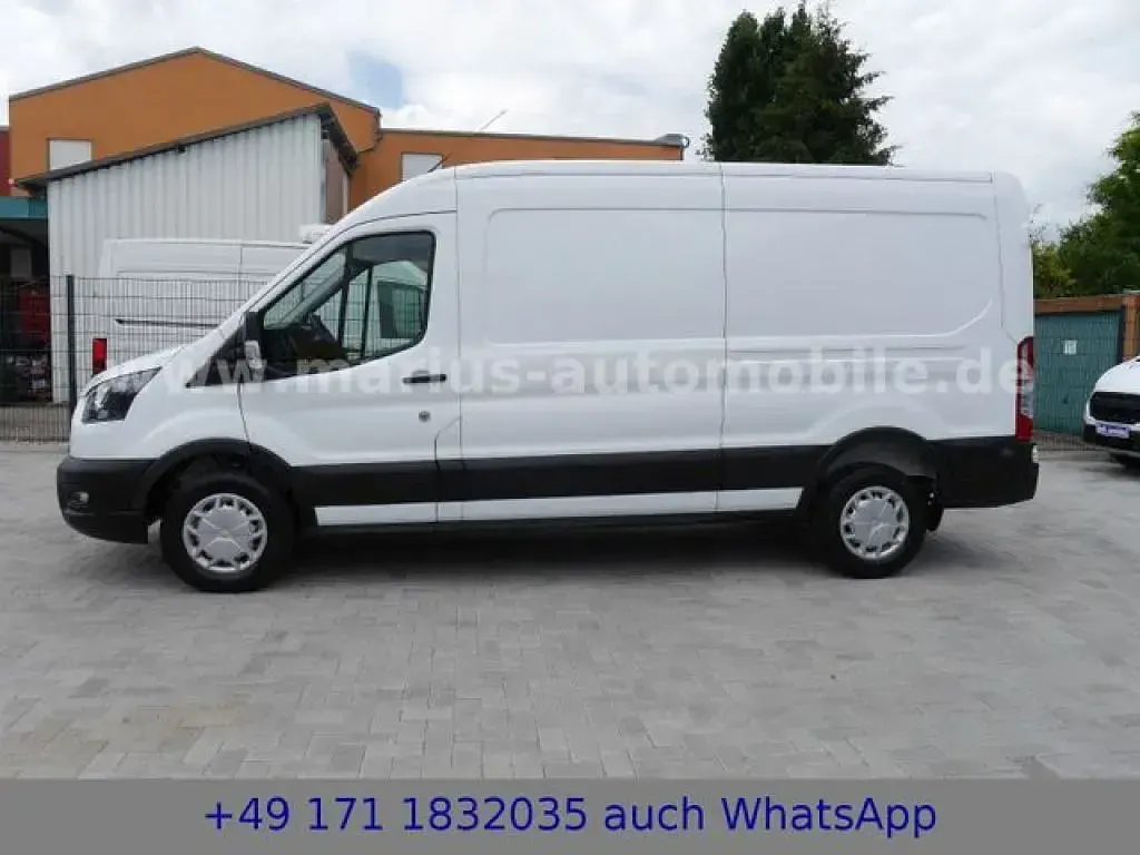 Gebraucht Ford Transit 131 PS (96 kW) 2023 Weiß Van