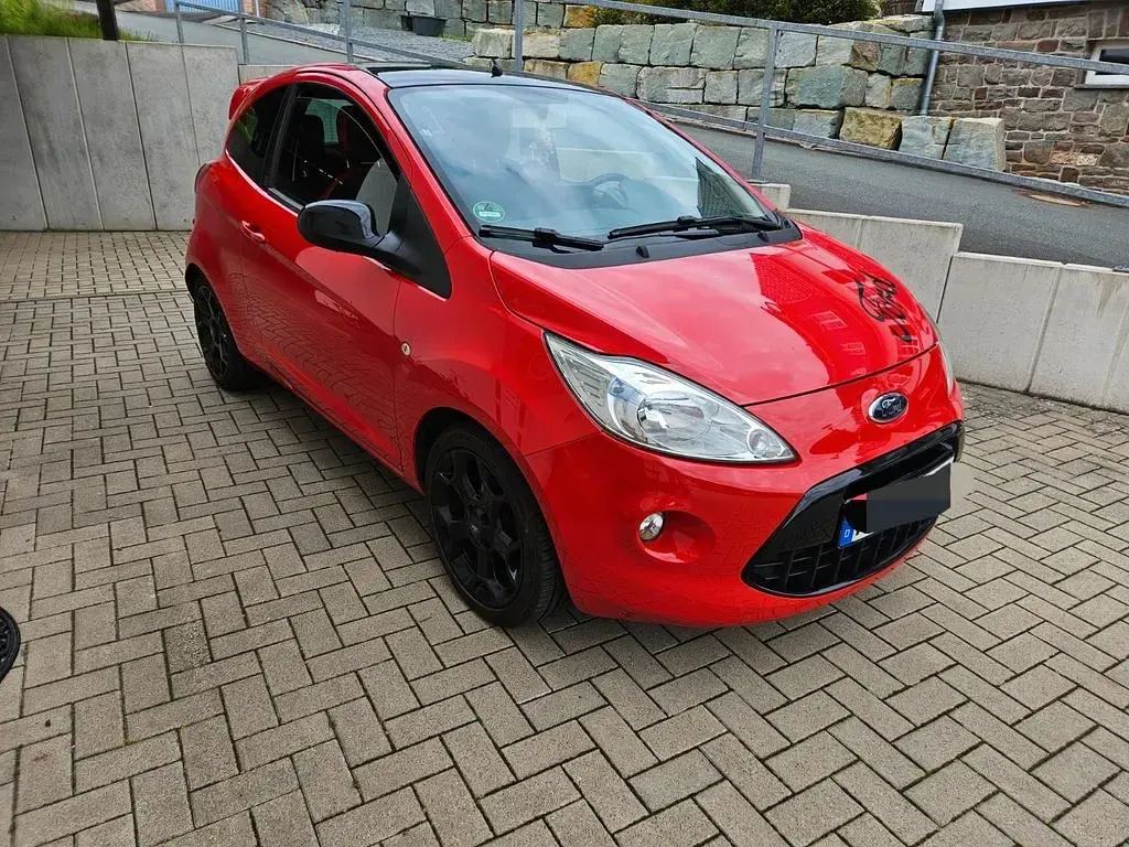 Gebraucht Ford Ka 69 PS (50 kW) 2015 Rot Kleinwagen