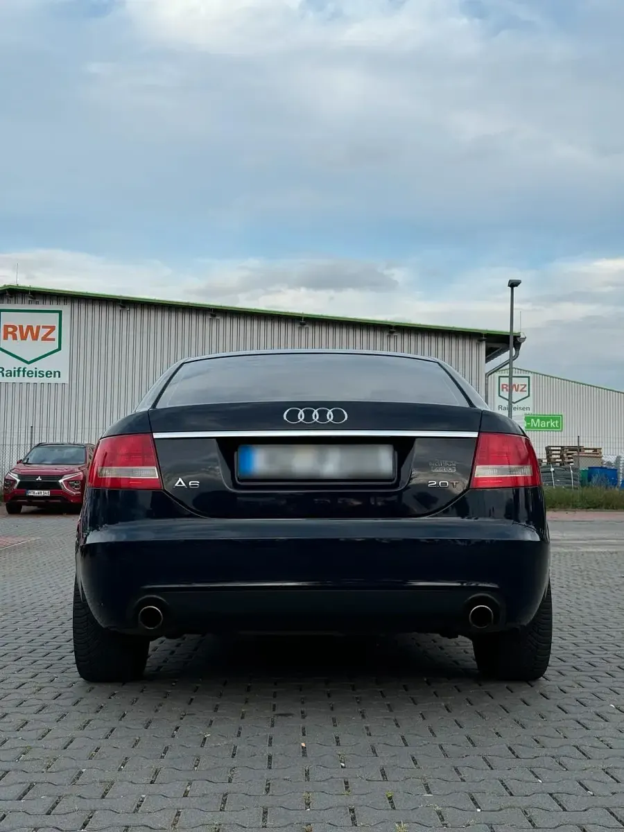 Gebraucht Audi A6 170 PS (125 kW) 2005 Blau Limousine