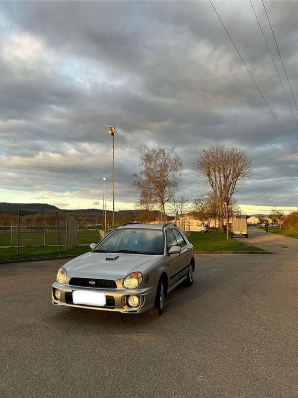 Silber Gebraucht 2001 Subaru Impreza Kombi | 1.850 € (Guter Preis) - Bild 1/4