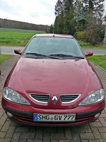 Gebraucht Renault Mégane II Expression 95 PS (69 kW) 2002 Rot metallic Limousine