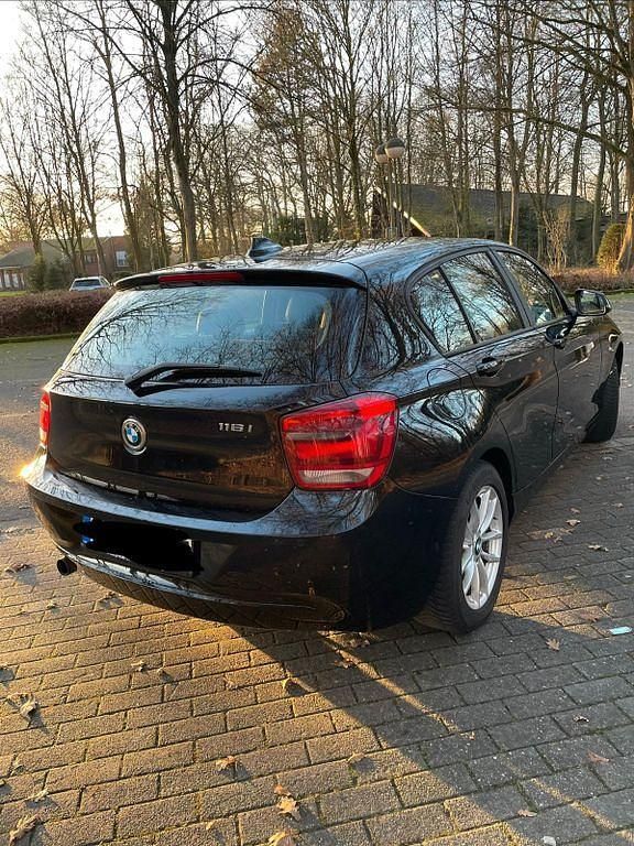 Gebraucht BMW 116 Advantage 136 PS (100 kW) 2014 Schwarz Kleinwagen