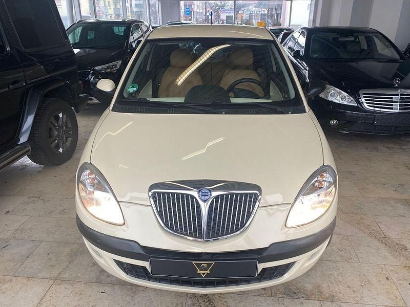 Gebraucht Lancia Ypsilon 95 PS (69 kW) 2004 Beige Kleinwagen