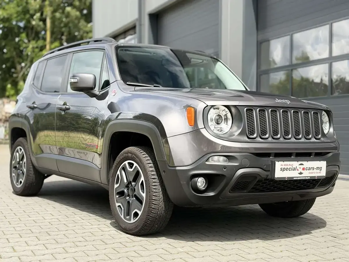 Gebraucht Jeep Renegade Trailhawk 170 PS (125 kW) 2017 Grau SUV