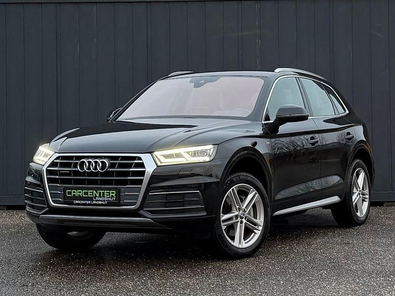 Schwarz Gebraucht 2017 Audi Q5 Comfort SUV | 27.990 € (Teuer) - Bild 1/4